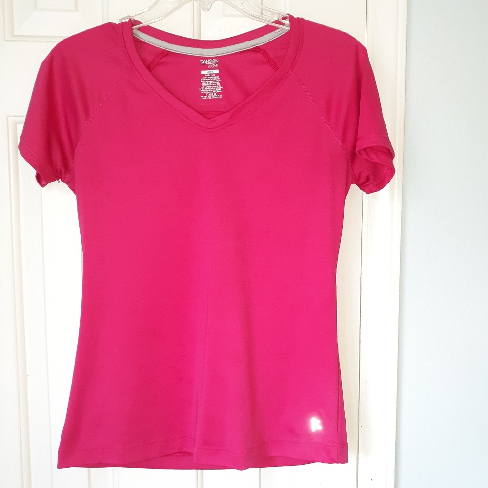 Bright Pink Danskin Short Sleeve Top Size Small